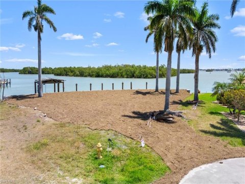 Isles Of Capri Naples Florida Land for Sale