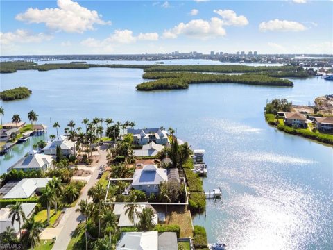 Isles Of Capri Naples Florida Real Estate