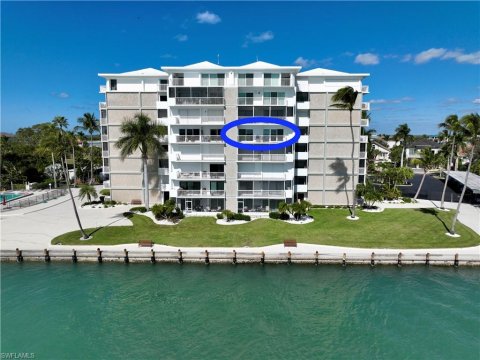 Isles Of Capri Naples Real Estate