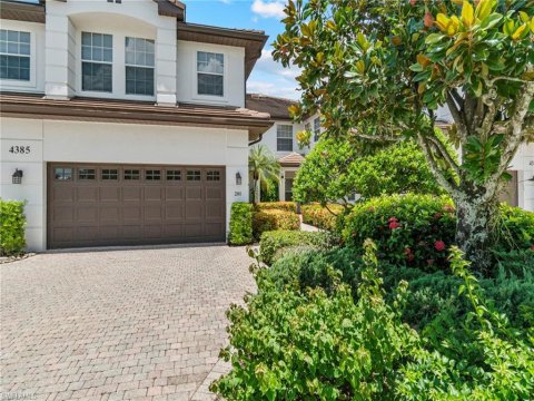 Kensington Naples Florida Condos for Sale