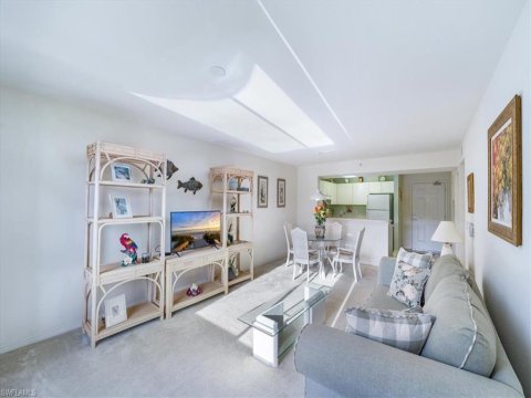 Key Royal Condominiums Naples Florida Condos for Sale