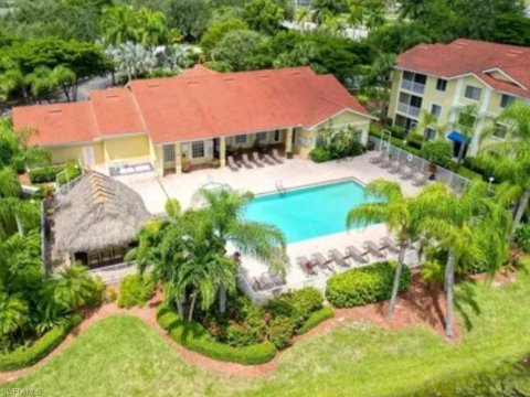 Key Royal Condominiums Naples Real Estate