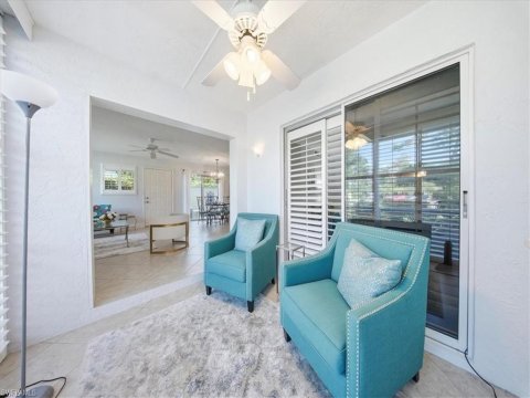 Kings Lake Naples Florida Condos for Sale