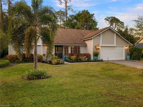 Kings Lake Naples Florida Homes for Sale
