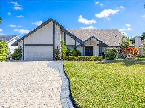Kings Lake Naples Florida Homes for Sale
