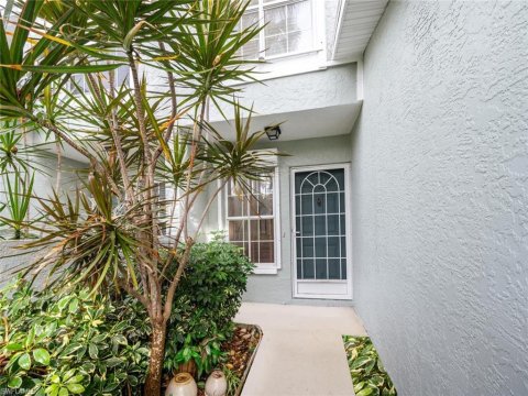 Kings Lake Naples Florida Real Estate