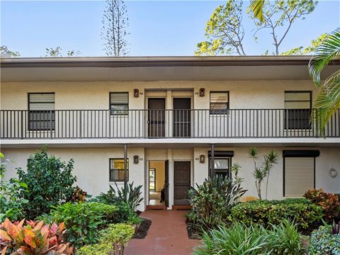 Kings Lake Naples Florida Real Estate