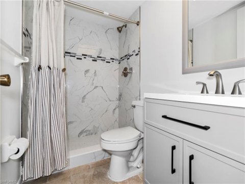 Kings Lake Naples Florida Real Estate