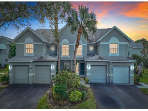 Kings Lake Naples Real Estate