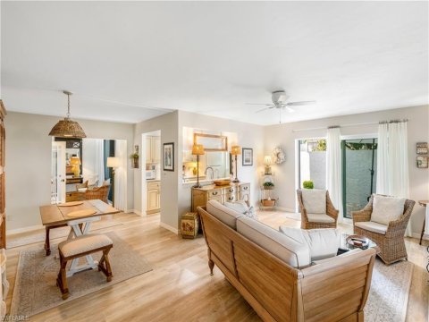 Kings Lake Naples Real Estate