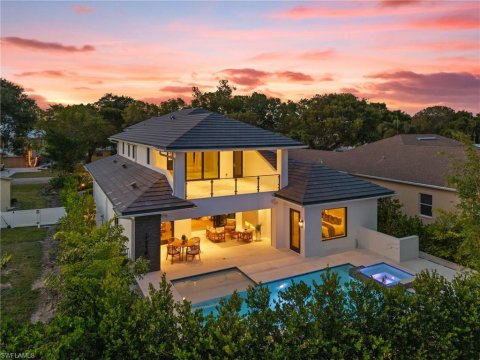 Lake Park Naples Florida Homes for Sale