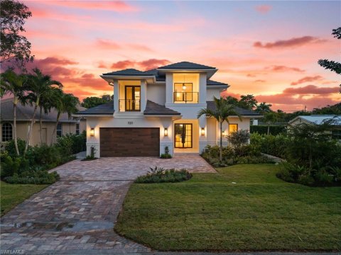 Lake Park Naples Florida Homes for Sale