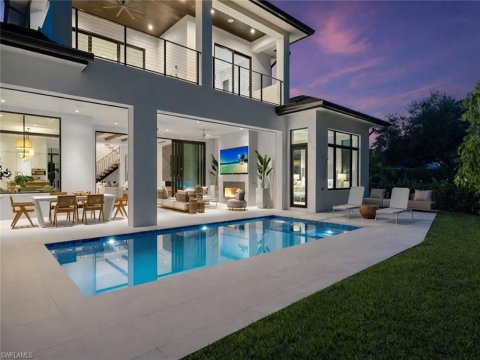 Lake Park Naples Real Estate