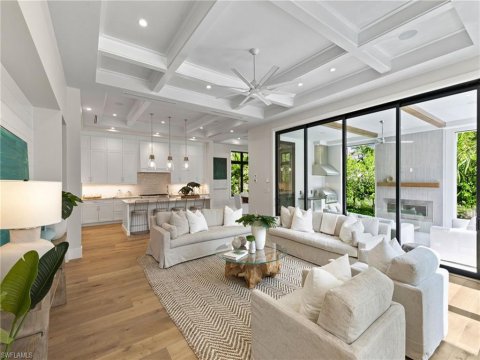 Lake Park Real Estate