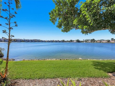 Lakeside Real Estate