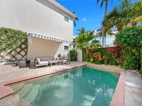 Lakeview Terrace Naples Real Estate