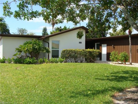 Lakewood Naples Real Estate