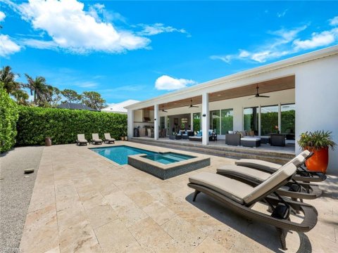 Lakewood Park Naples Real Estate