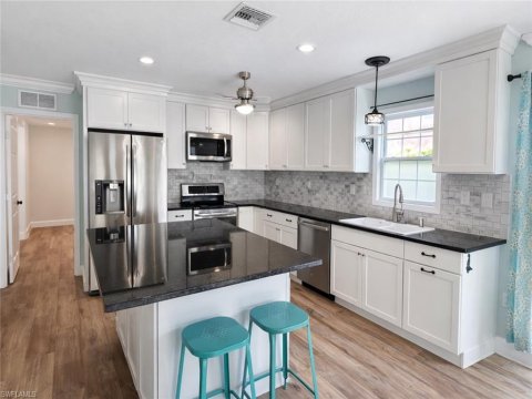 Leawood Lakes Naples Florida Homes for Sale