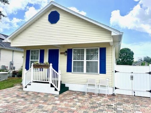 Leawood Lakes Naples Florida Real Estate