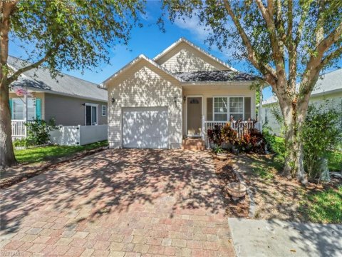 Leawood Lakes Naples Florida Real Estate