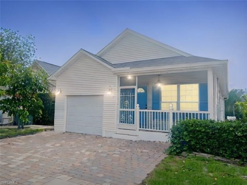 Leawood Lakes Naples Real Estate