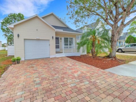 Leawood Lakes Real Estate