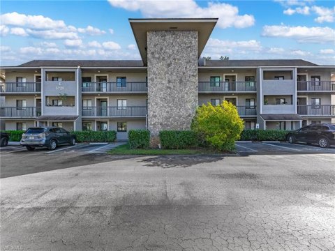 Lely Country Club Real Estate