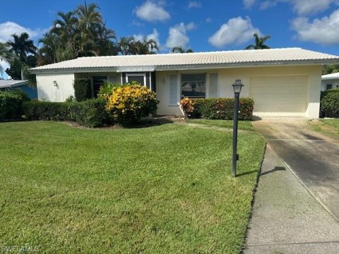 Lely Tropical Estates Naples Florida Condos for Sale