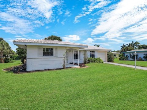 Lely Tropical Estates Real Estate