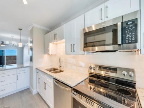 Leonardo Arms Beach Club Real Estate