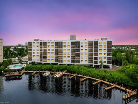 Little Hickory Bay Real Estate