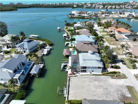 Little Hickory Shores Bonita Springs Real Estate