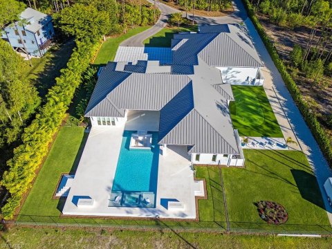 Livingston Woods Naples Florida Real Estate