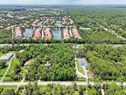 Logan Woods Naples Florida Real Estate
