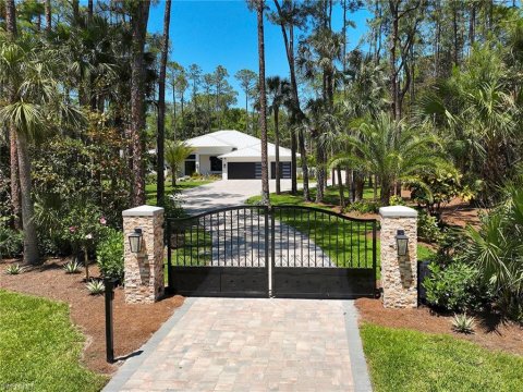 Logan Woods Naples Florida Real Estate