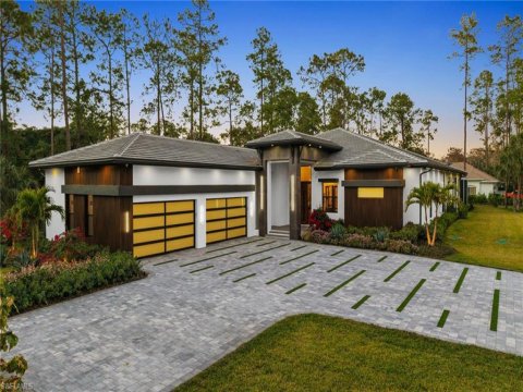 Logan Woods Naples Real Estate
