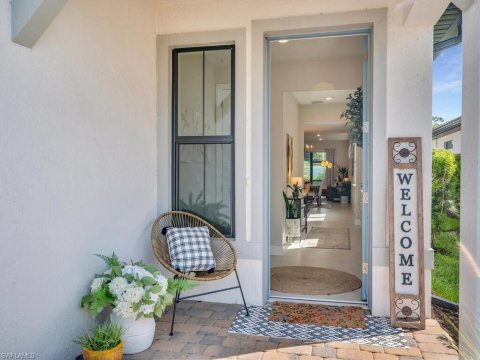 Manatee Cove Naples Florida Real Estate