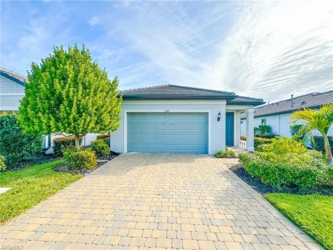 Manatee Cove Real Estate