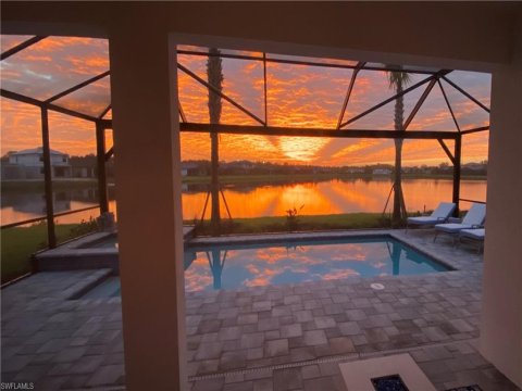 Manatee Cove Real Estate