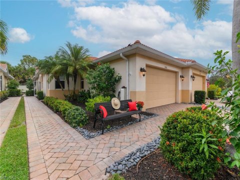 Manchester Square Naples Florida Homes for Sale