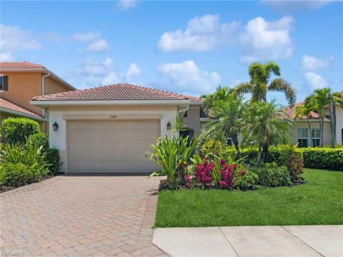 Manchester Square Naples Florida Real Estate