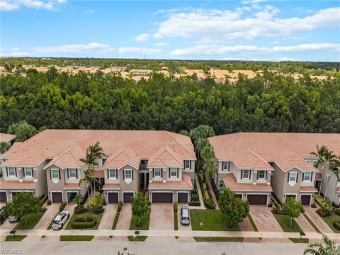 Marbella Lakes Naples Florida Condos for Sale