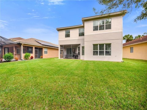 Marbella Lakes Naples Florida Real Estate