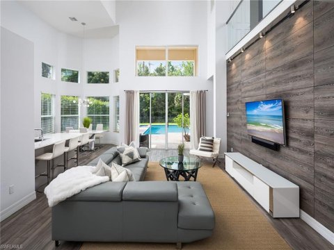 Marbella Lakes Real Estate