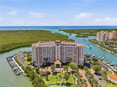 Marina Bay Club Naples Florida Condos for Sale