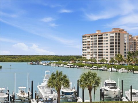 Marina Bay Club Naples Florida Condos for Sale