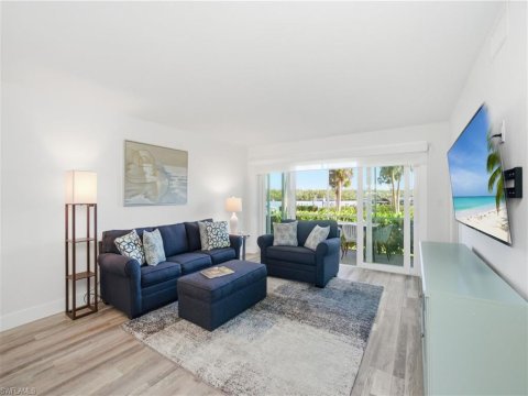 Mariners Cove Naples Florida Condos for Sale