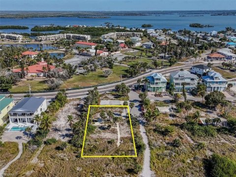 Mcphie Park Fort Myers Beach Real Estate