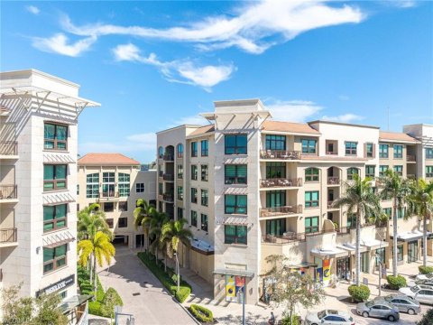Mercato Naples Florida Real Estate